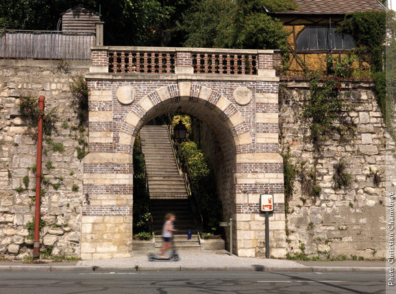 Les escaliers et les sentes