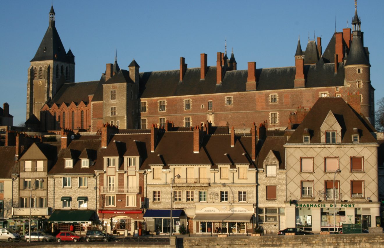 Sortie seniors : Val de Loire, musée de la faïencerie de Giens et château de la chasse et de la nature