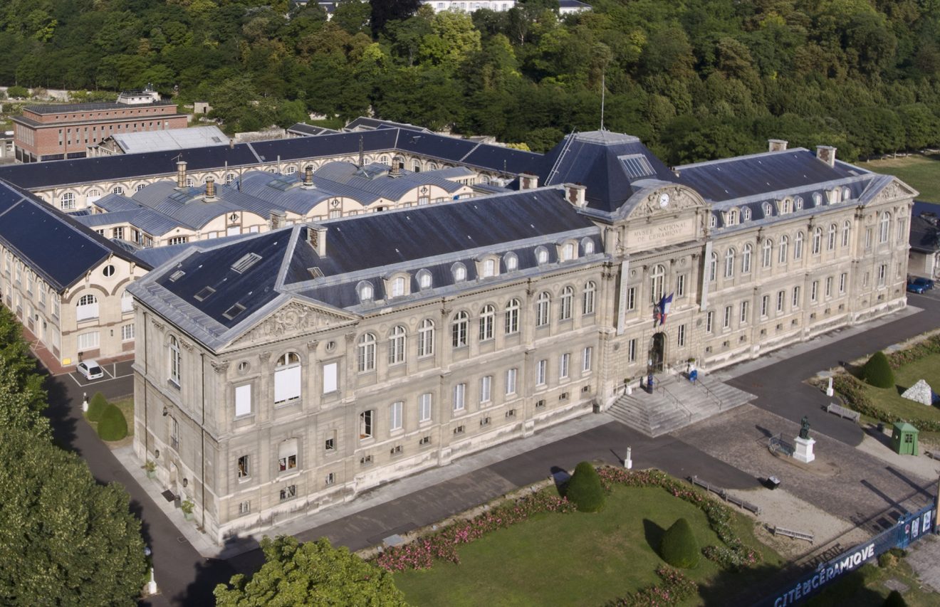 Notre Cité de la céramique convole avec le Mobilier national