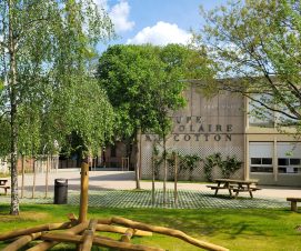 Des cours plus vertes et plus fraîches pour les élèves du groupe scolaire Aimé et Eugénie Cotton